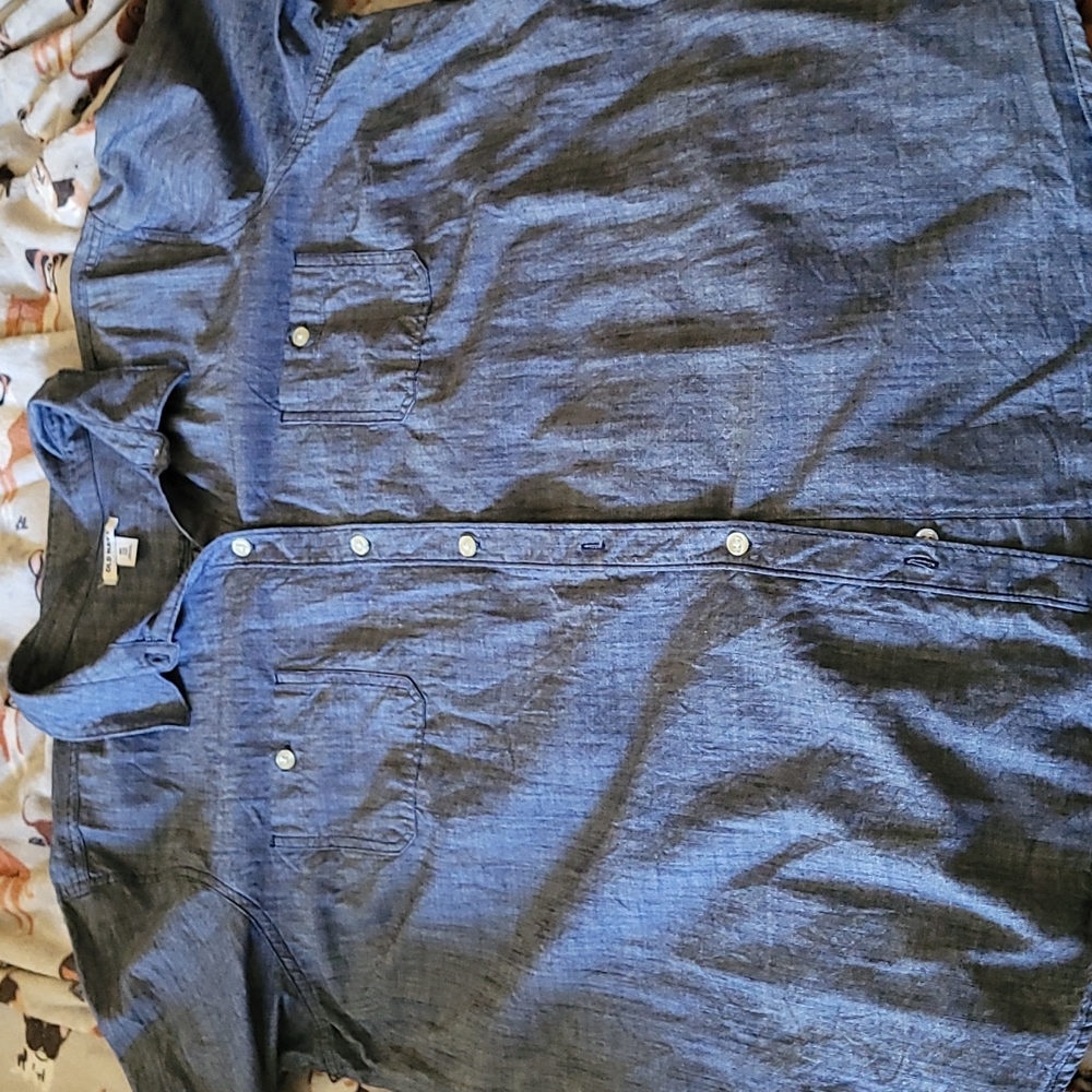 Old Navy chambray shirt size xxl